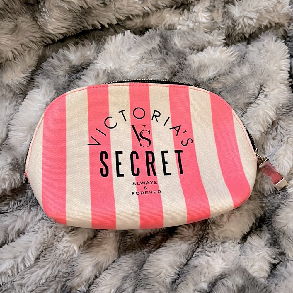 Victoria’s Secret Makeup Cosmetic Bag